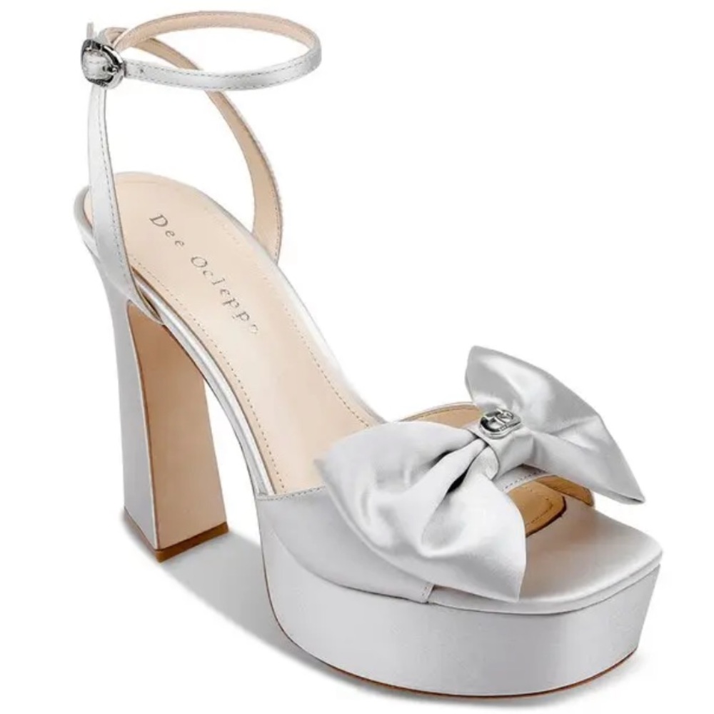 🌹DEE OCLEPPO🌹 Maui Square Toe Rhinestone Accented Bow Platform Sandals Size: 9.5